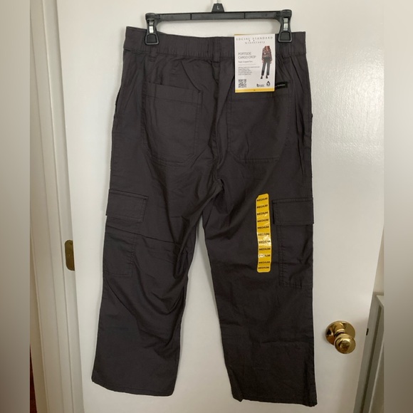 Social Standard by Sanctuary, Portside Cargo Crop, PoplinCropped Pant, Size M - Picture 4 of 13